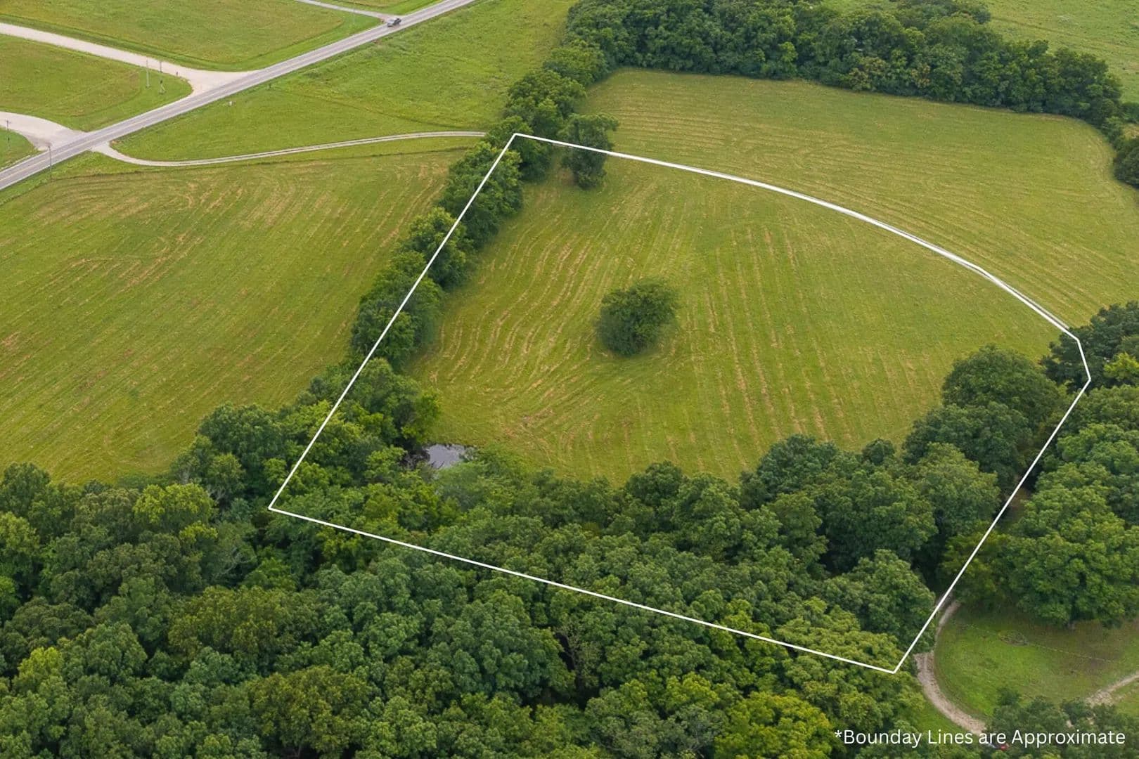 5.5 Acres of Land for Sale in Stockton, MO - Stockton, Missouri, 65785