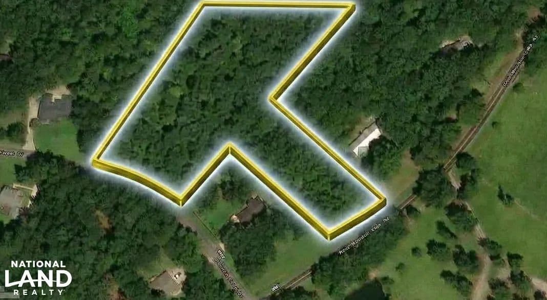 Rock Mountain Hideaway - McCalla, Alabama, 35111