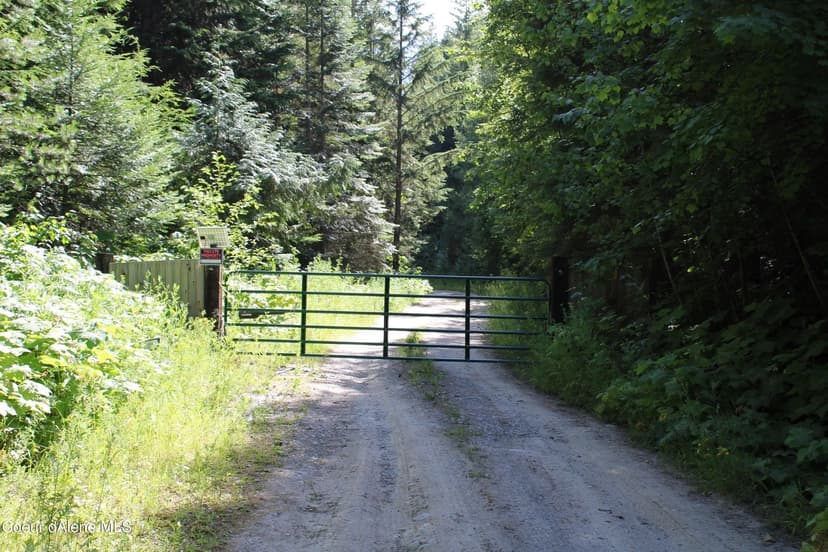 Property from 718 Otter Ln - KW