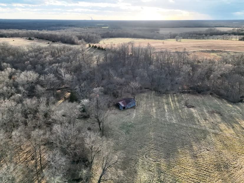 Prime 24±-Acre Mini-Farm & Recreational Oasis – Callaway County