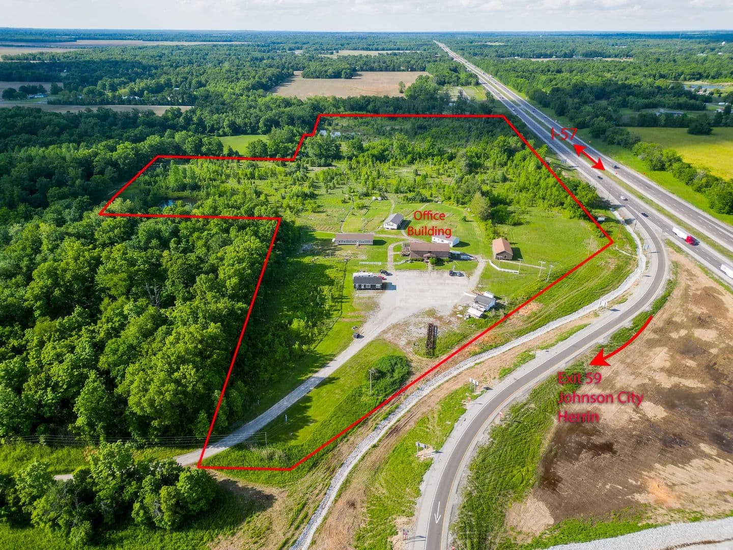 Vacant Land (10+ Acres) in Johnston City - Johnston City, Illinois, 62951