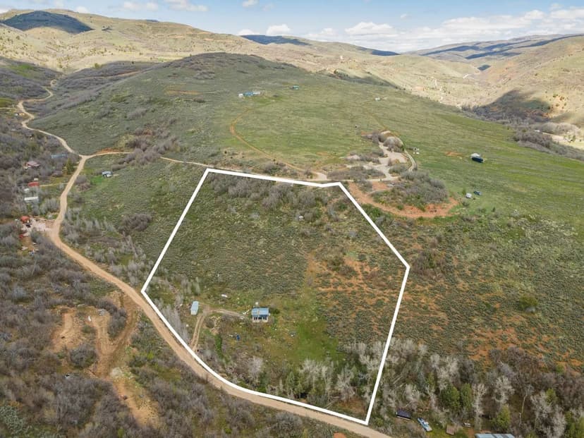 Land -Single Family Acreage in Huntsville