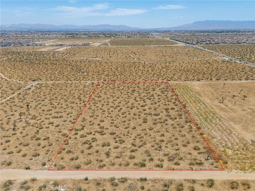 Vacant Land in Victorville - Victorville, California, 92392