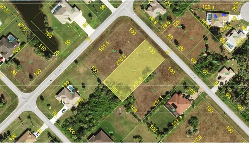 Vacant Land in Rotonda West - , Florida, 33947
