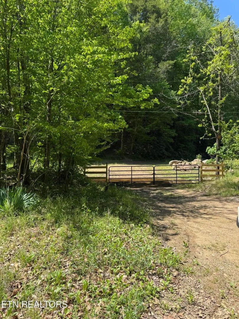 8.1 Acres of Land for Sale in Vonore, TN - Vonore, Tennessee, 37885