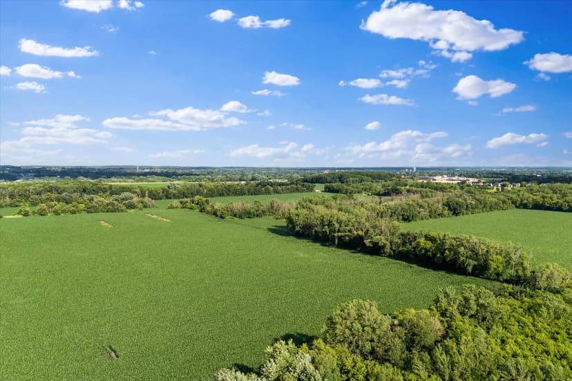 Exceptional 133.69-Acre Agricultural & Development Opportunity in Watertown, WI