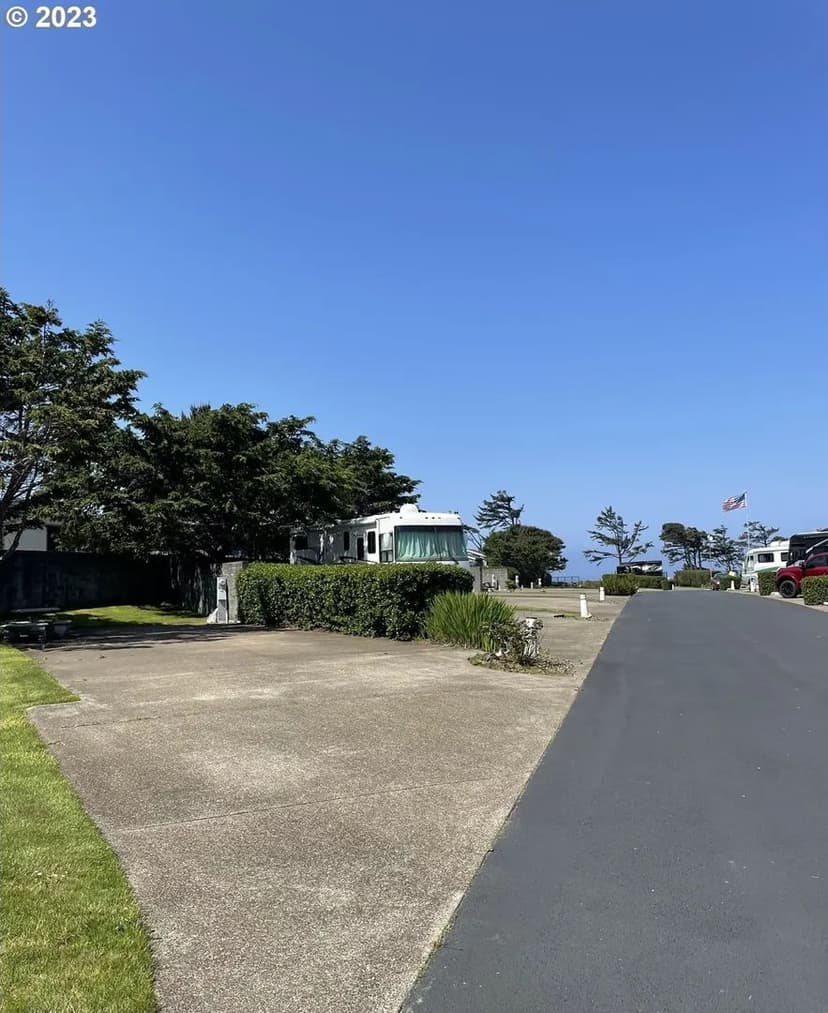 Lots & Land-Other in Newport