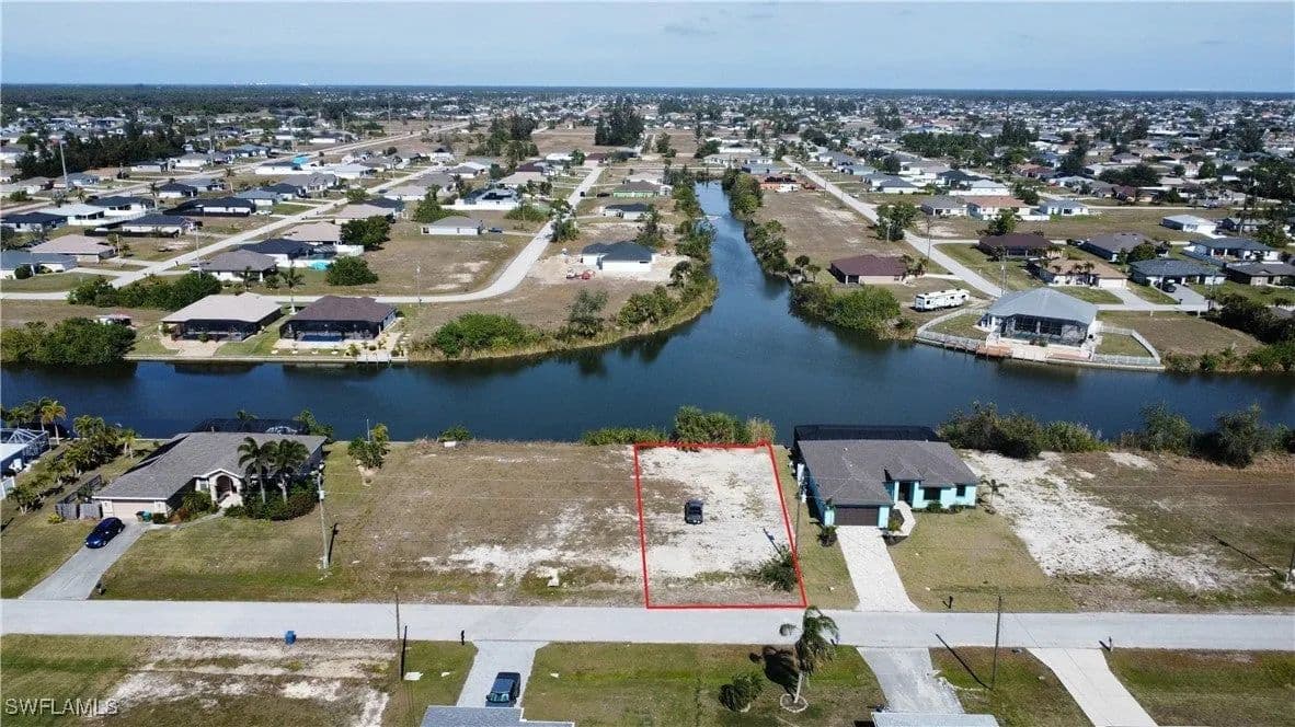 Lots & Land-Other in Cape Coral - Cape Coral, Florida, 33993
