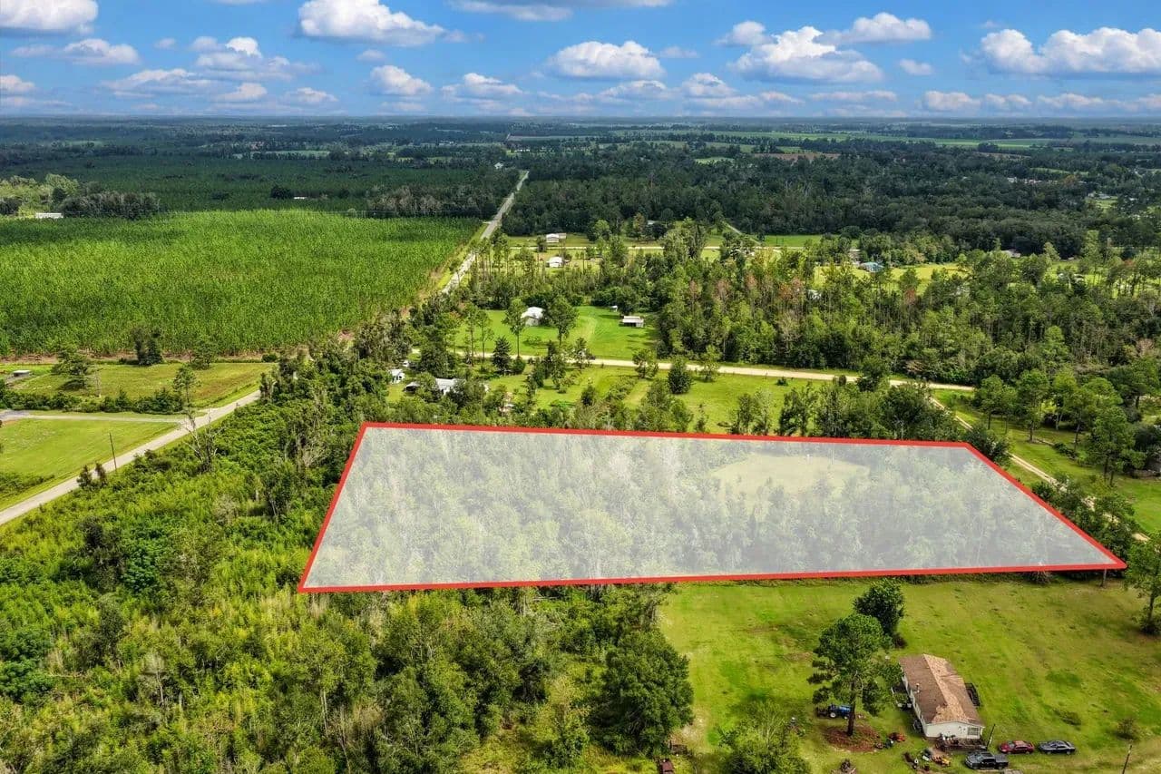 +/- 4.03 Acre Homesite Lee, FL - Lee, Florida, 32059
