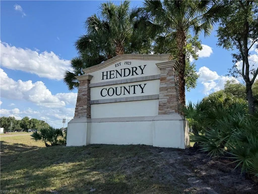 Property from 1484 N State Road 29 - KW - Labelle, Florida, 33935