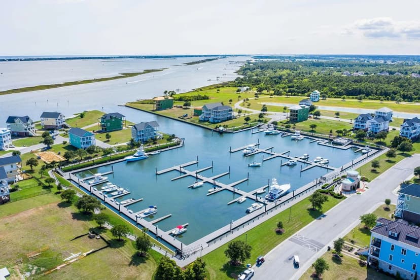 Lots & Land-Other in Newport