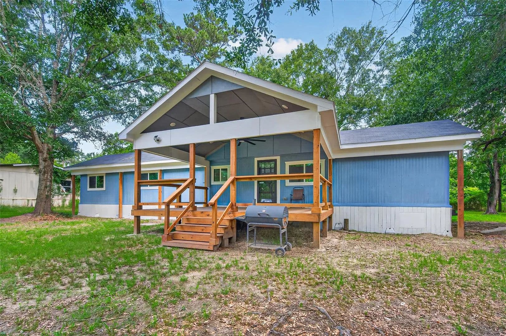 Land -Single Family Acreage in Tinity - Texas, 75862