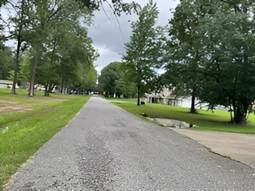 Land -Single Family Acreage in Paducah