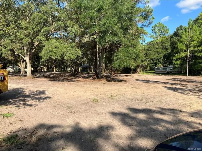 Lots & Land-Other in Hernando