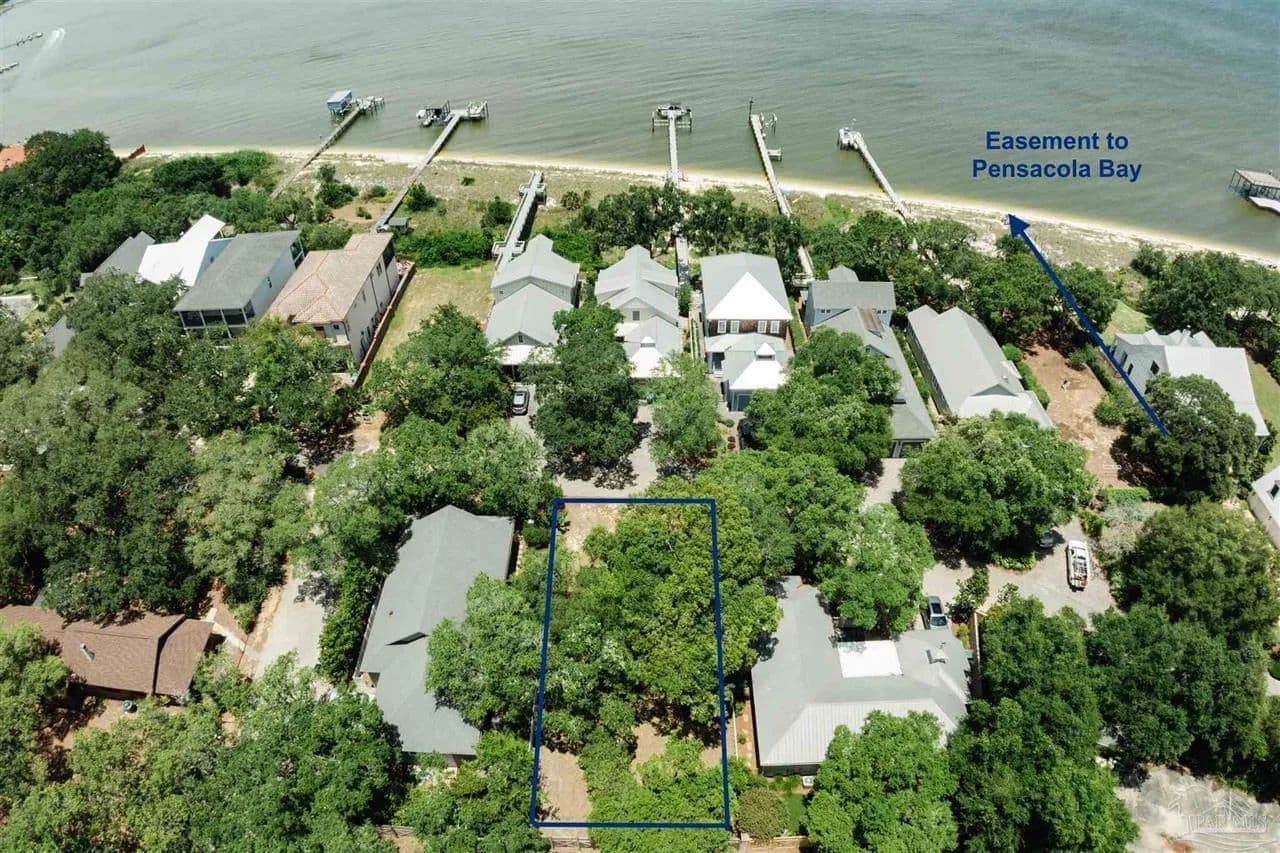 0.15 Acres of Land for Sale in Gulf Breeze, FL - Gulf Breeze, Florida, 32561