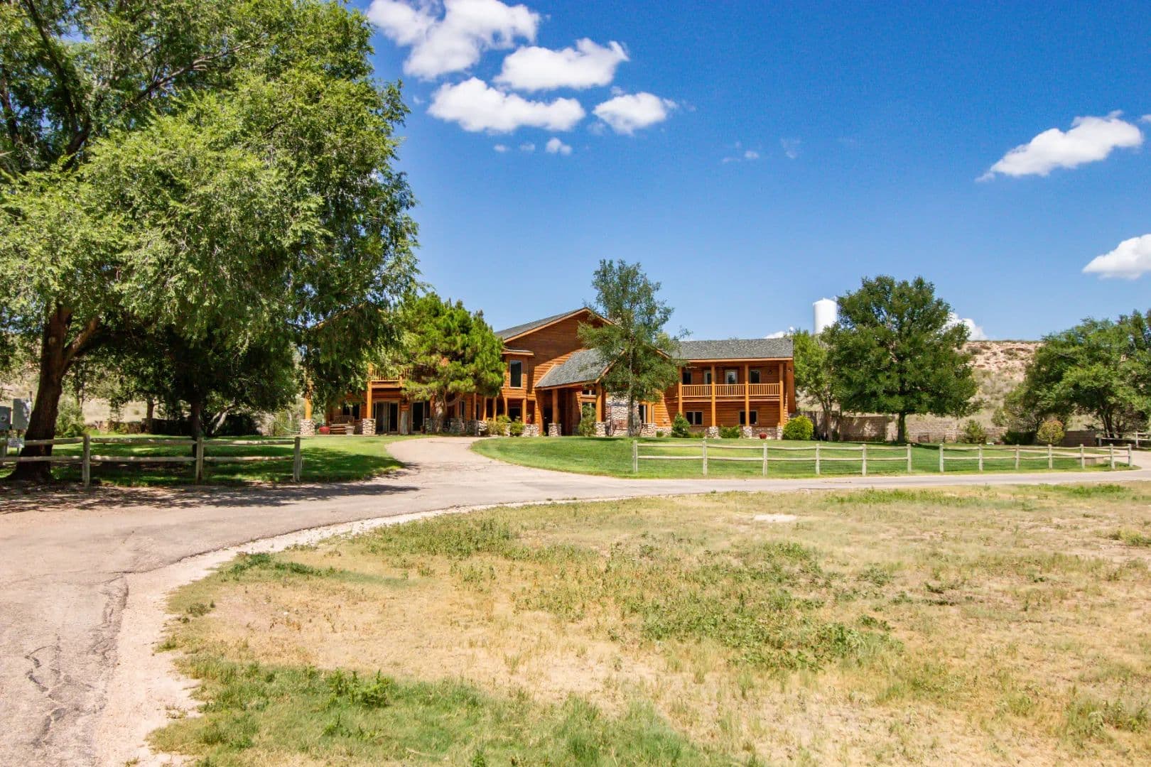 Hunter's Canyon Estate - Canyon, Texas, 79015