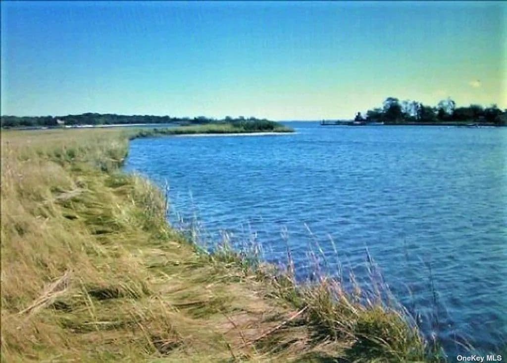 Land -Single Family Acreage in Mastic Beach - Mastic Beach, New York, 11951