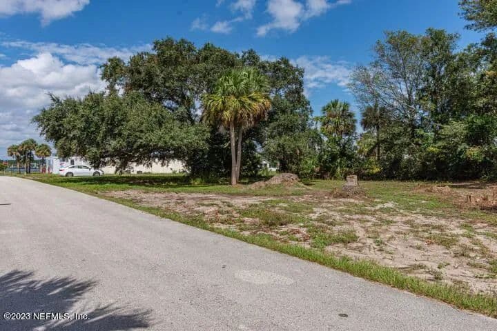 Lots & Land-Other in Jacksonville