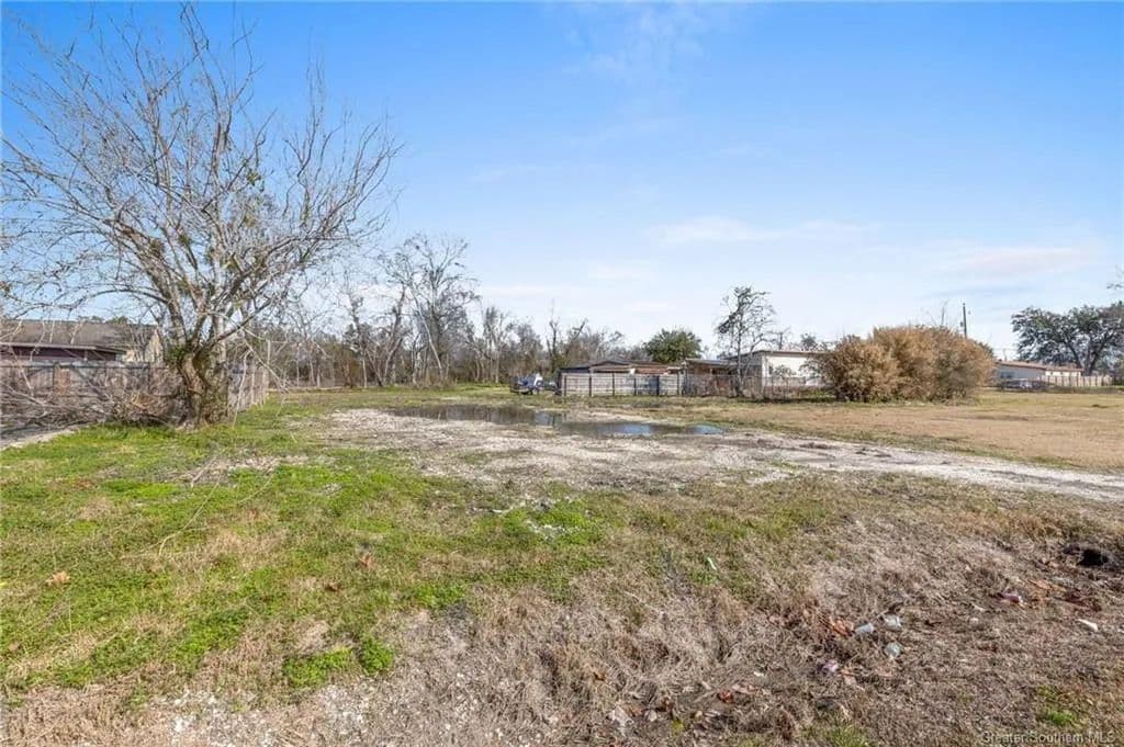 Lots & Land-Other in Lake Charles - Lake Charles, Louisiana, 70601
