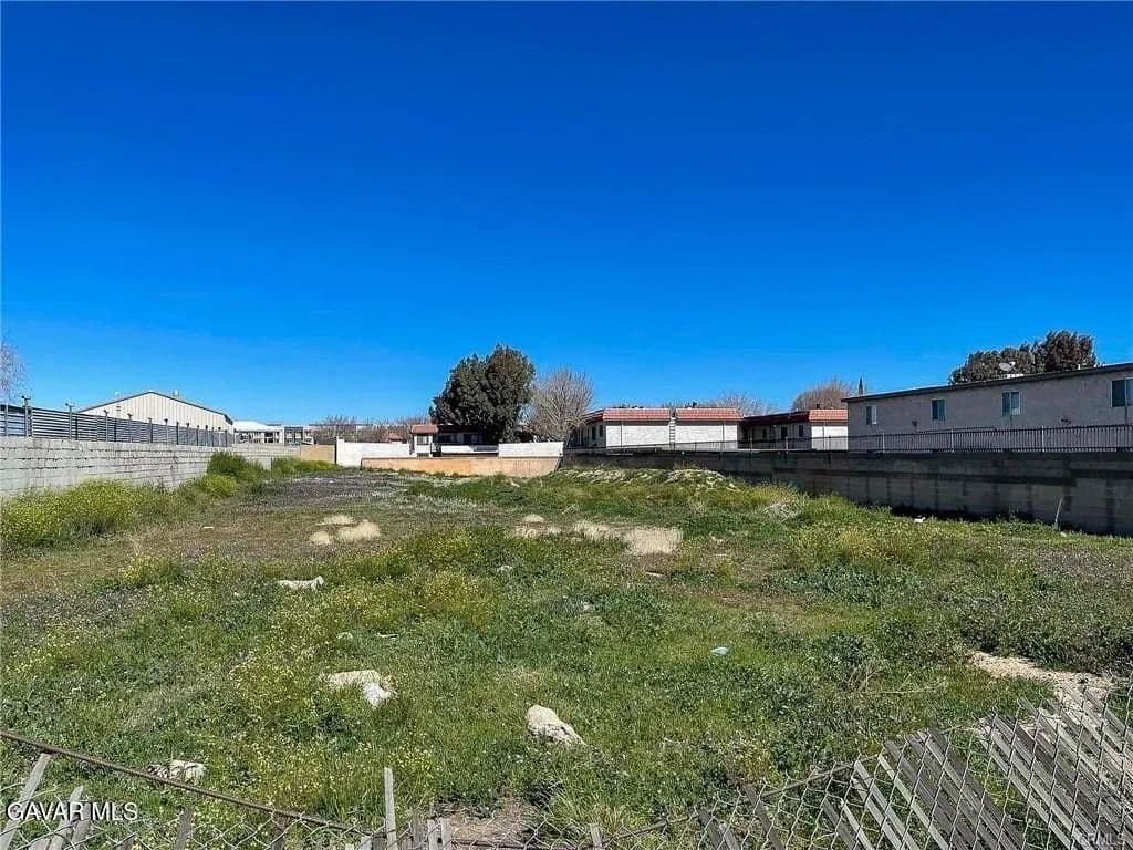 Lots & Land-Other in Palmdale - Palmdale, California, 93550