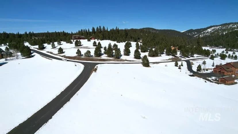 Lots & Land-Other in Donnelly