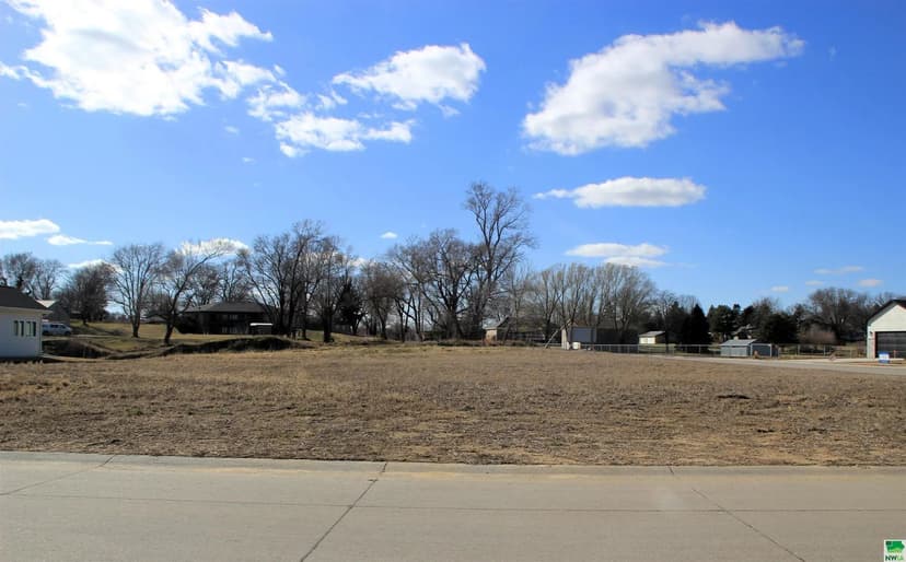 Lots & Land-Other in Sioux City