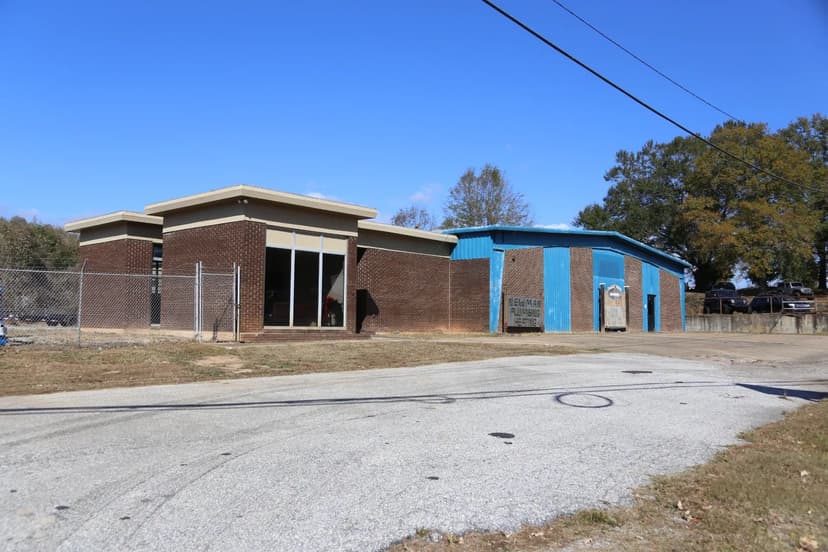 New PropertyAlexander City Commercial Building