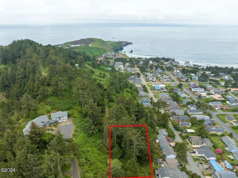 Lots & Land-Other in Newport