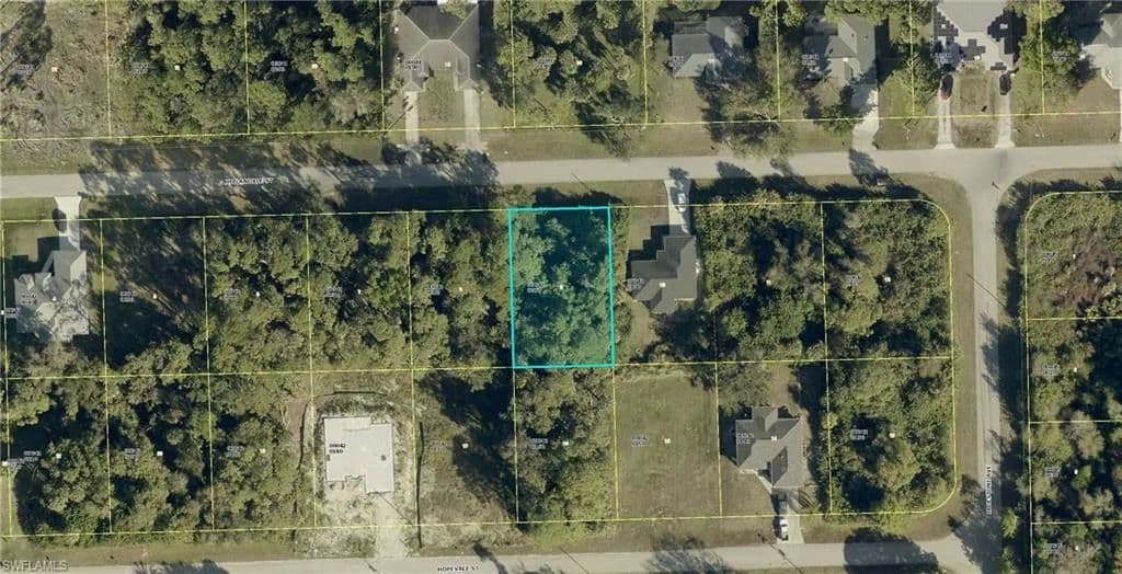0.23 Acres of Land for Sale in Fort Myers, Florida - Fort Myers, Florida, 33905