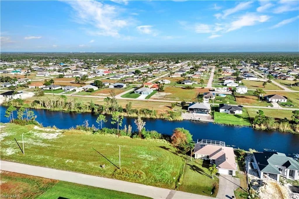 Vacant Land in Cape Coral - Cape Coral, Florida, 33993