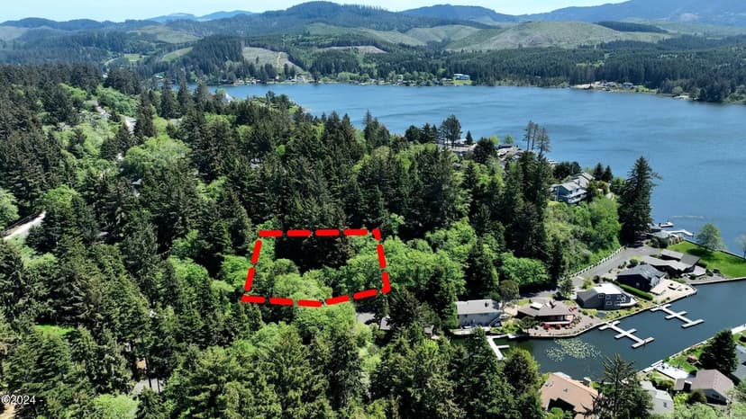 Lots & Land-Other in Lincoln City