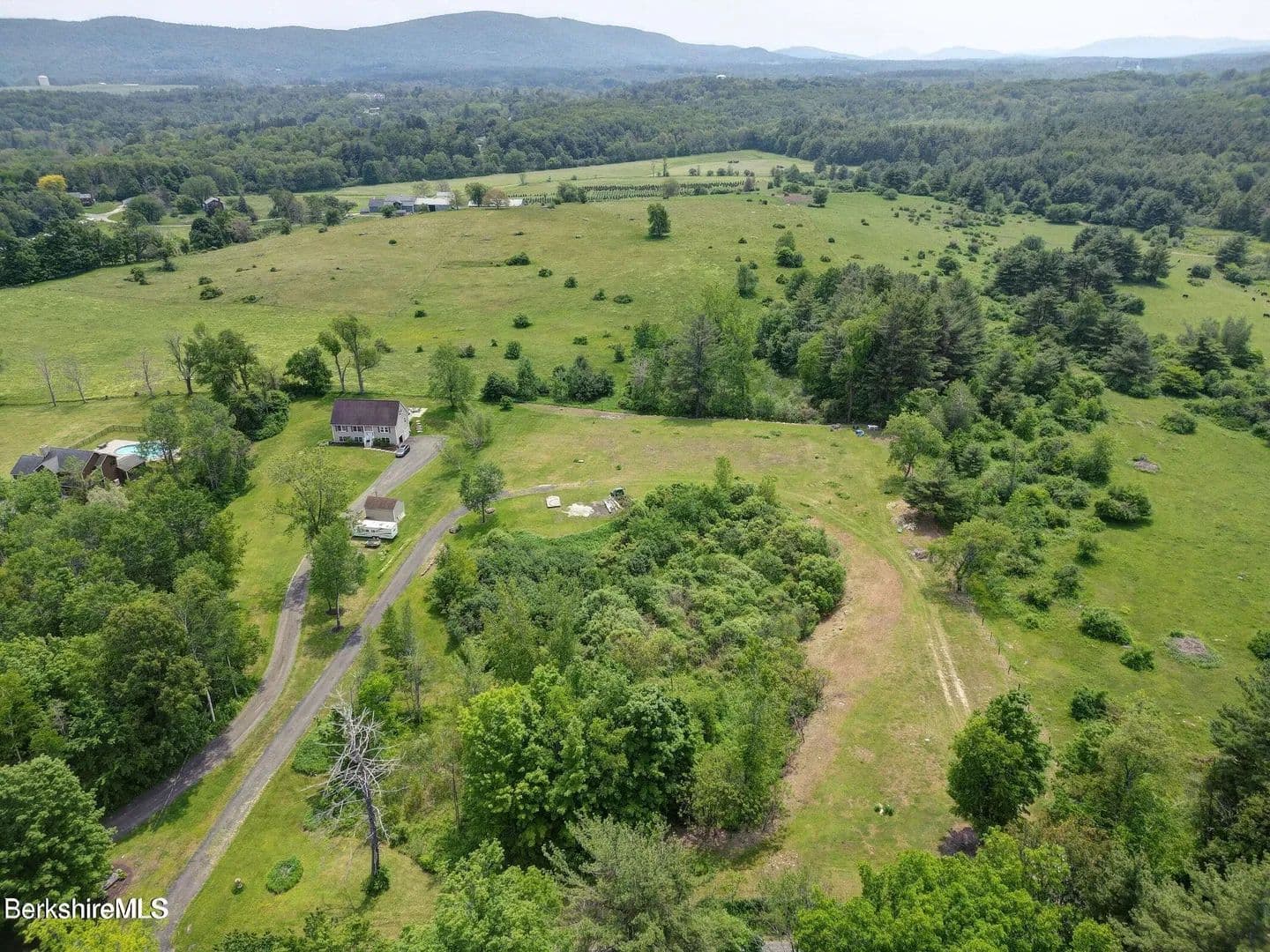 1.61 Acres of Land for Sale in Pittsfield, MA - Pittsfield, Massachusetts, 01201