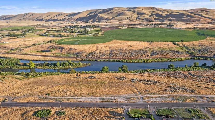 Lots & Land-Other in Benton City