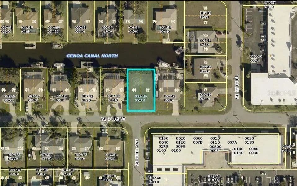 Vacant Land in Cape Coral - Cape Coral, Florida, 33990