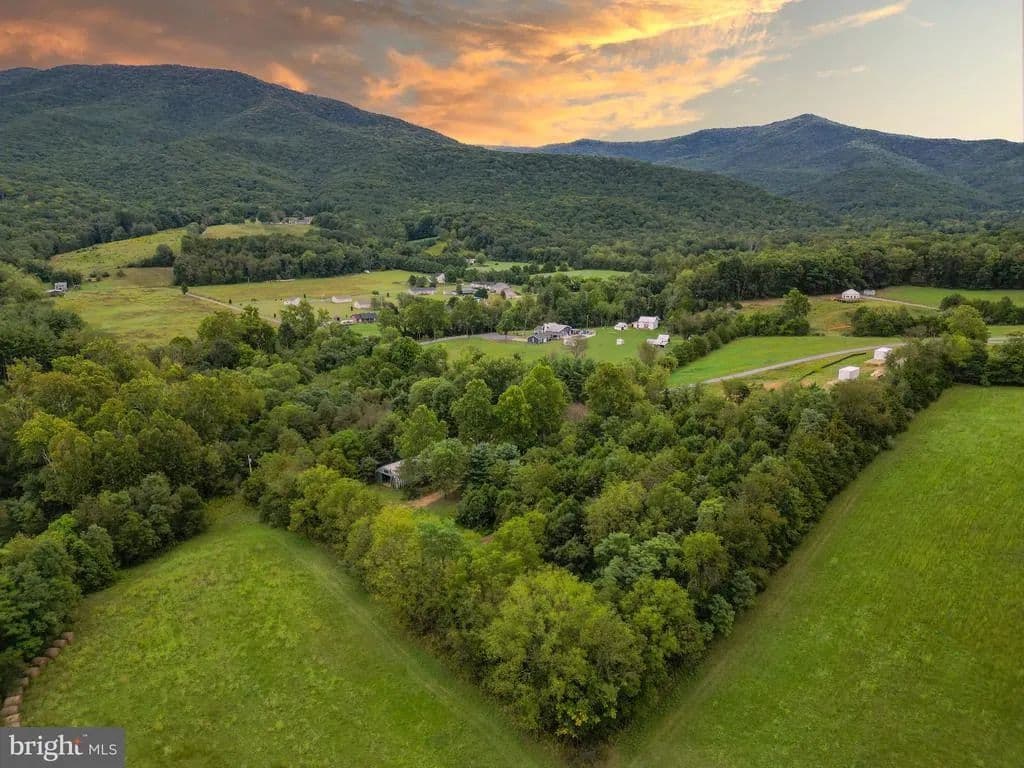 7.38 Acres of Land for Sale in LURAY, VA - Luray, Virginia, 22835