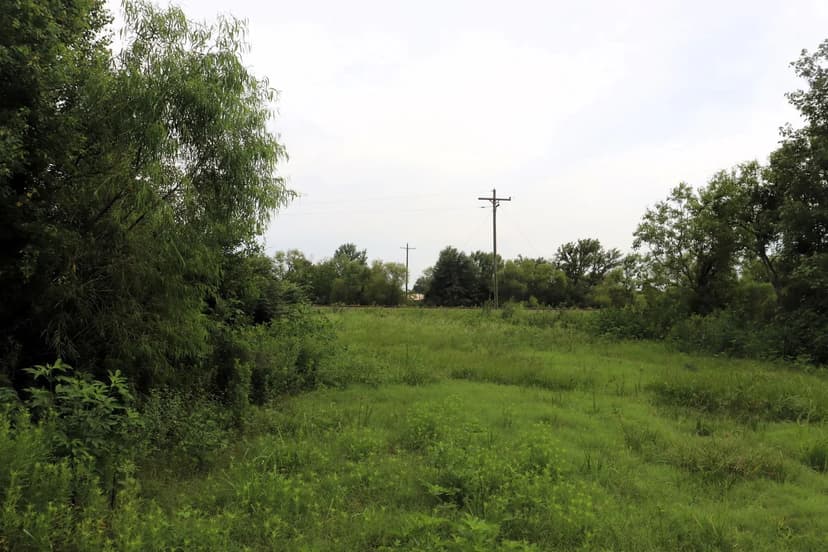 Land -Single Family Acreage in Liberty