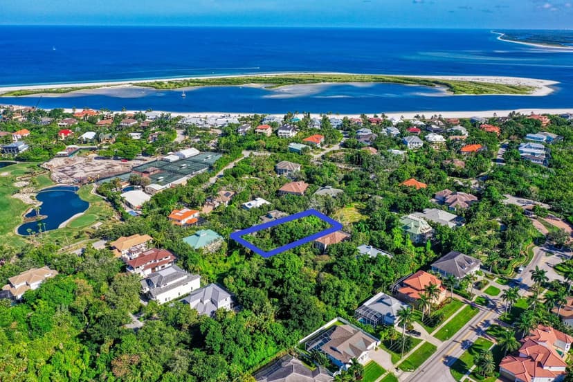 Vacant Land in Marco Island
