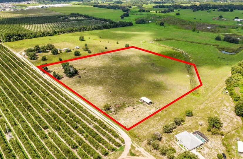 Vacant Land in GROVELAND