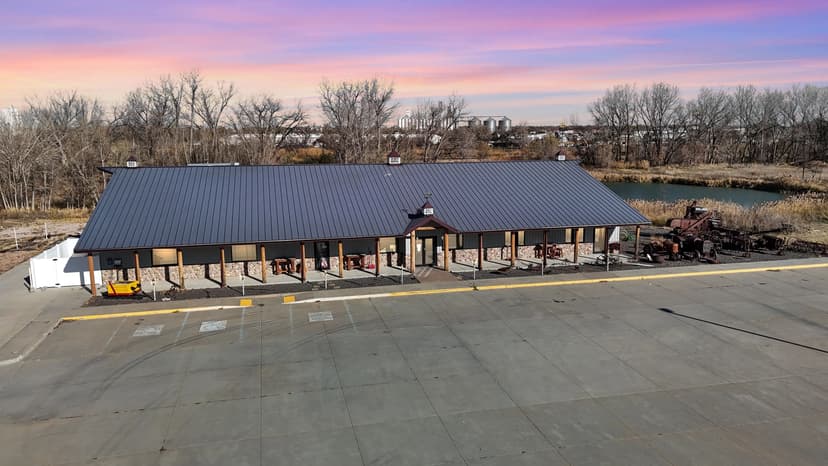 Nebraska Barn & Grill
