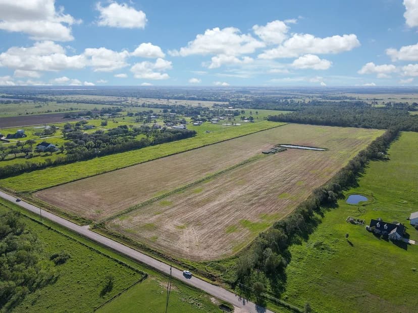 Lots & Land-Other in Needville
