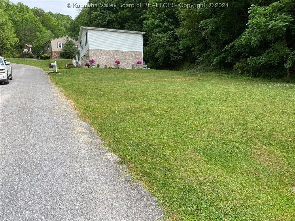Lots & Land-Other in Charleston - Charleston, West Virginia, 25302