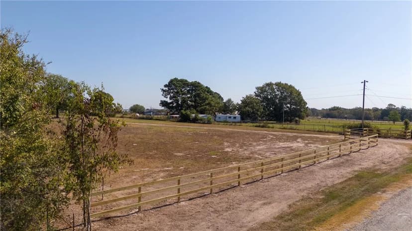 Vacant Land in Navasota