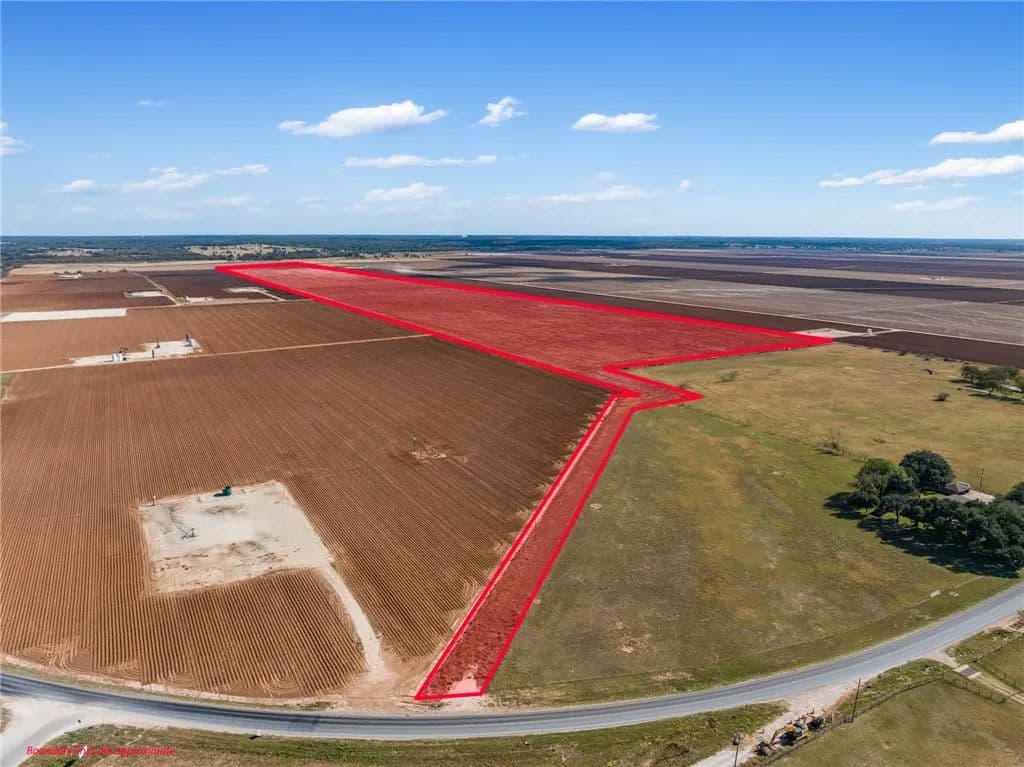 Vacant Land in Hearne - Hearne, Texas, 77859