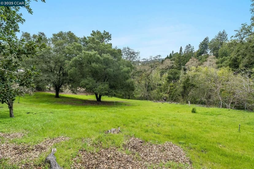 Vacant Land in Orinda