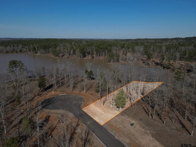 Lots & Land-Other in Hallsville