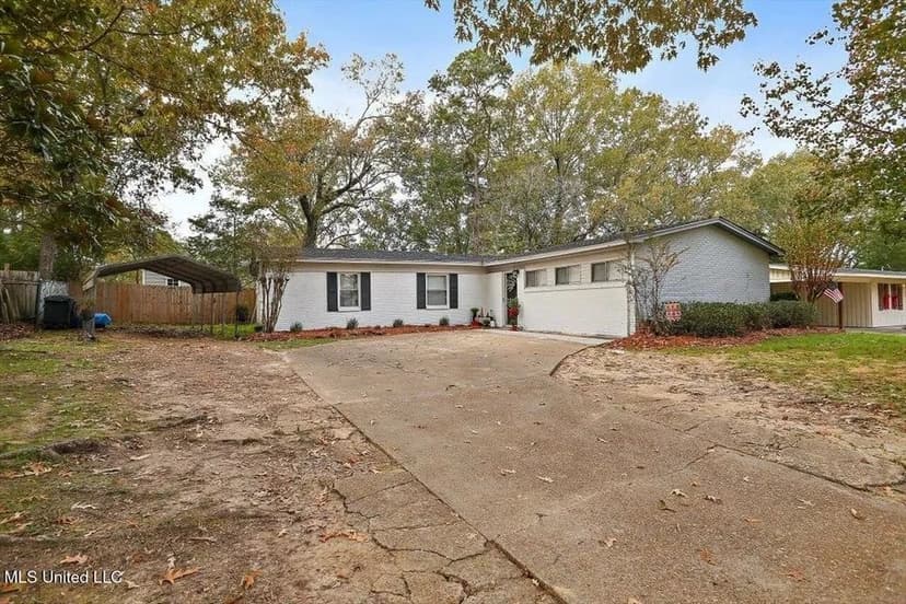 Home for Sale in Clinton, MS