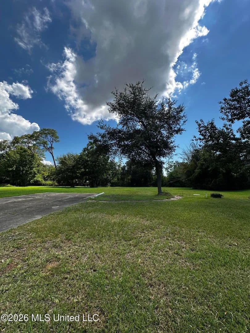 Property from 702 Saint Mary Street - KW - Pascagoula, Mississippi, 39581