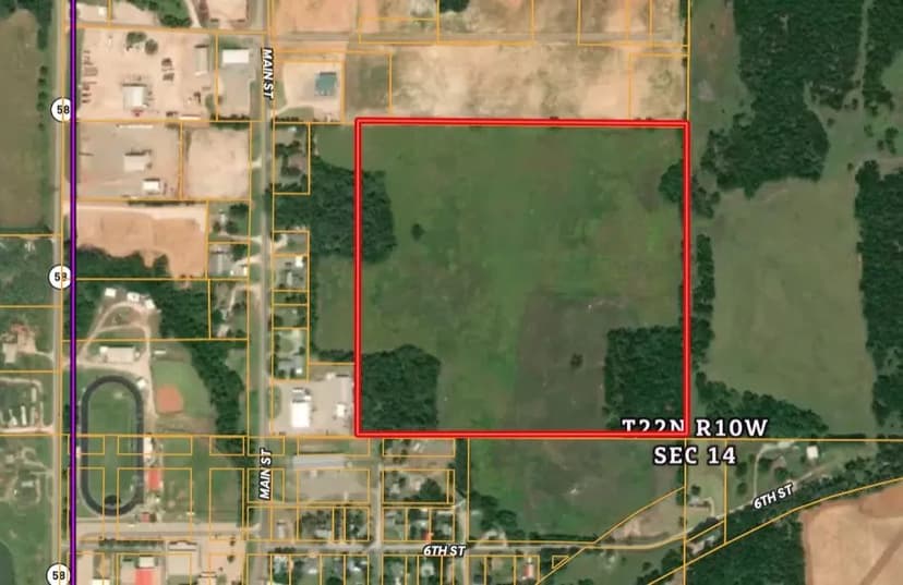 40± Acres in Ringwood, OK. Excellent Building Location