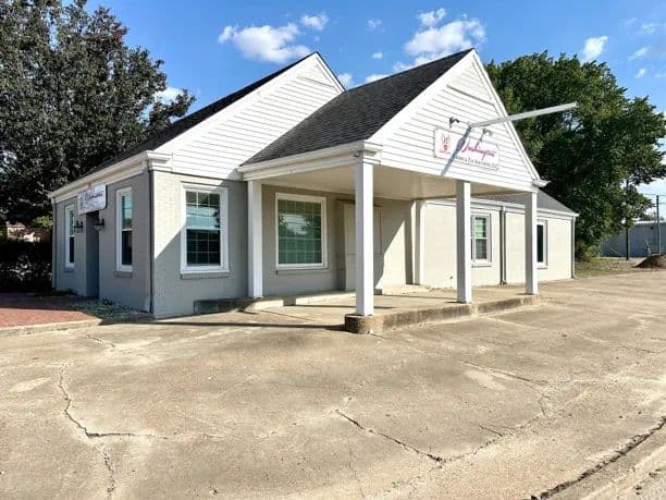 Commercial Property in Bolivar County at 200 North Street in Cleveland, MS