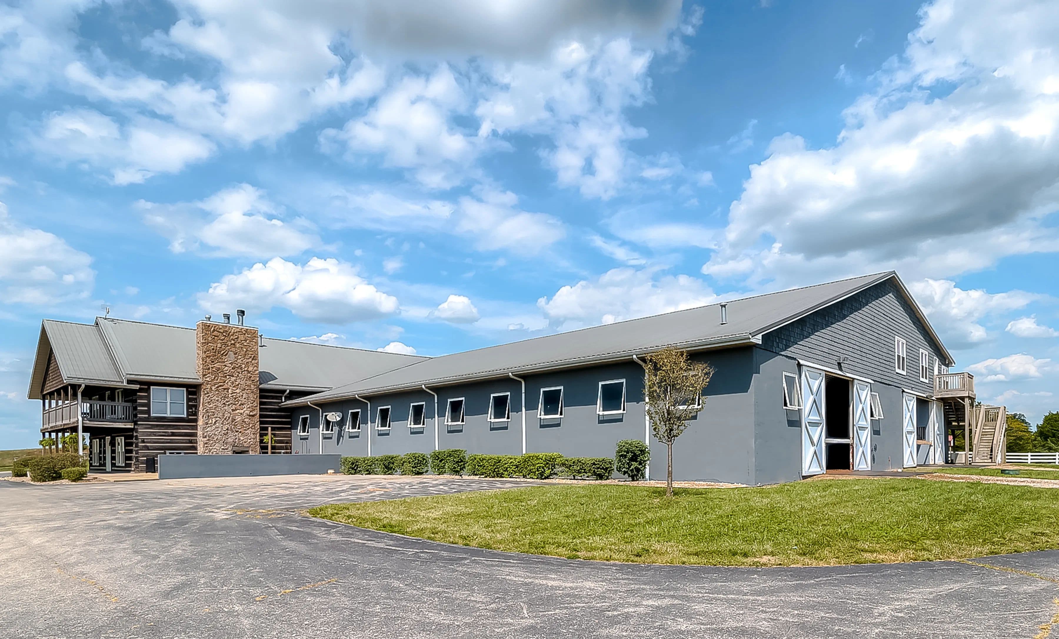 2305 Harrodsburg Rd in Lawrenceburg, Kentucky - photo 3